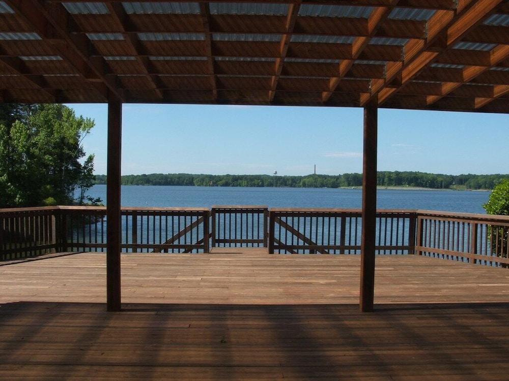 Clarion Pointe South Boston - Danville East Bagian luar foto